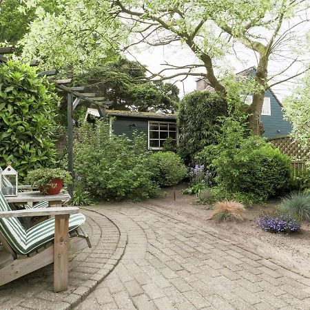 Cosy Holiday Home In Noordwijkerhout Near Lake Exterior photo